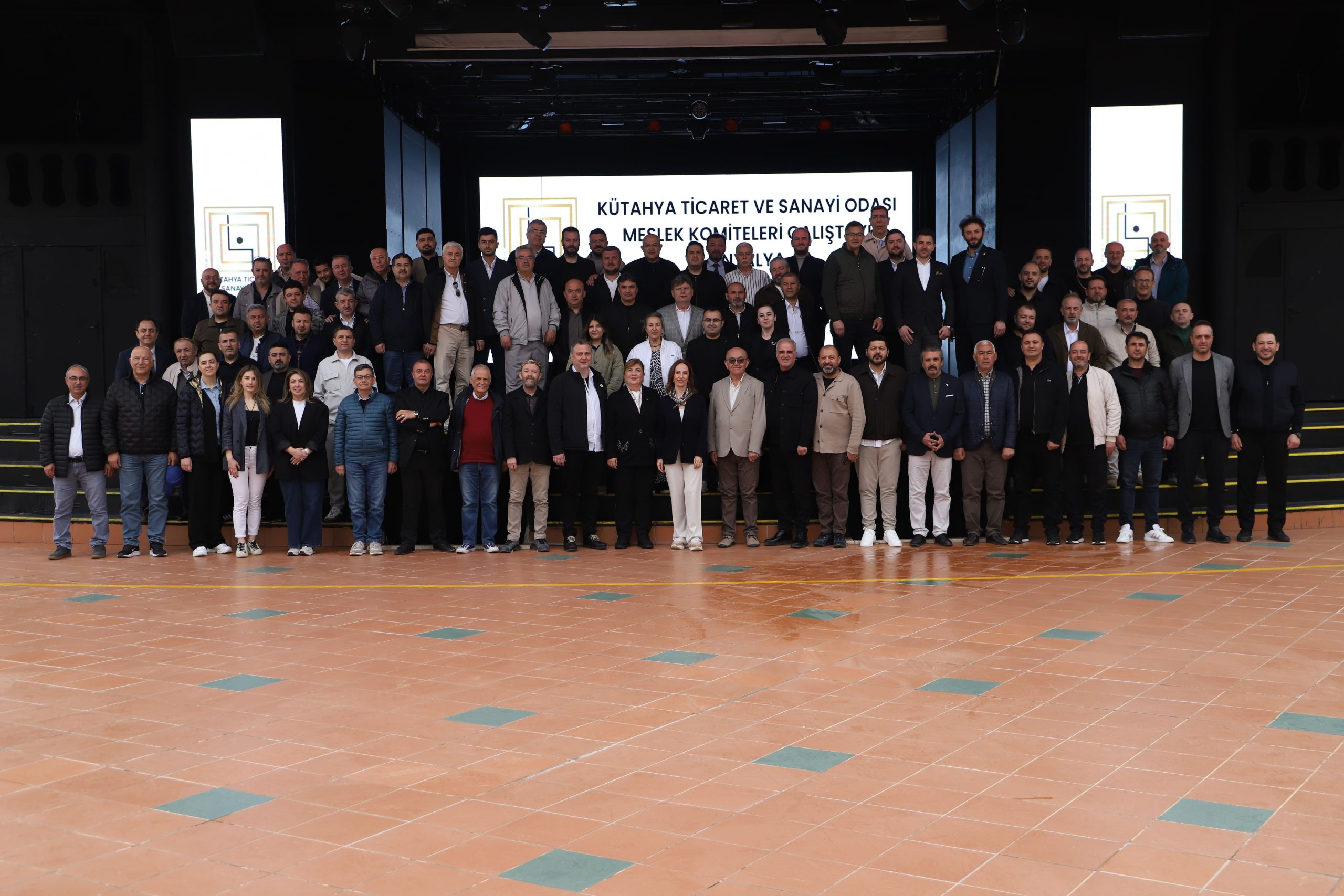 KUTSO MESLEK KOMİTELERİ ÇALIŞTAYI ANTALYA’DA GERÇEKLEŞTİRİLDİ